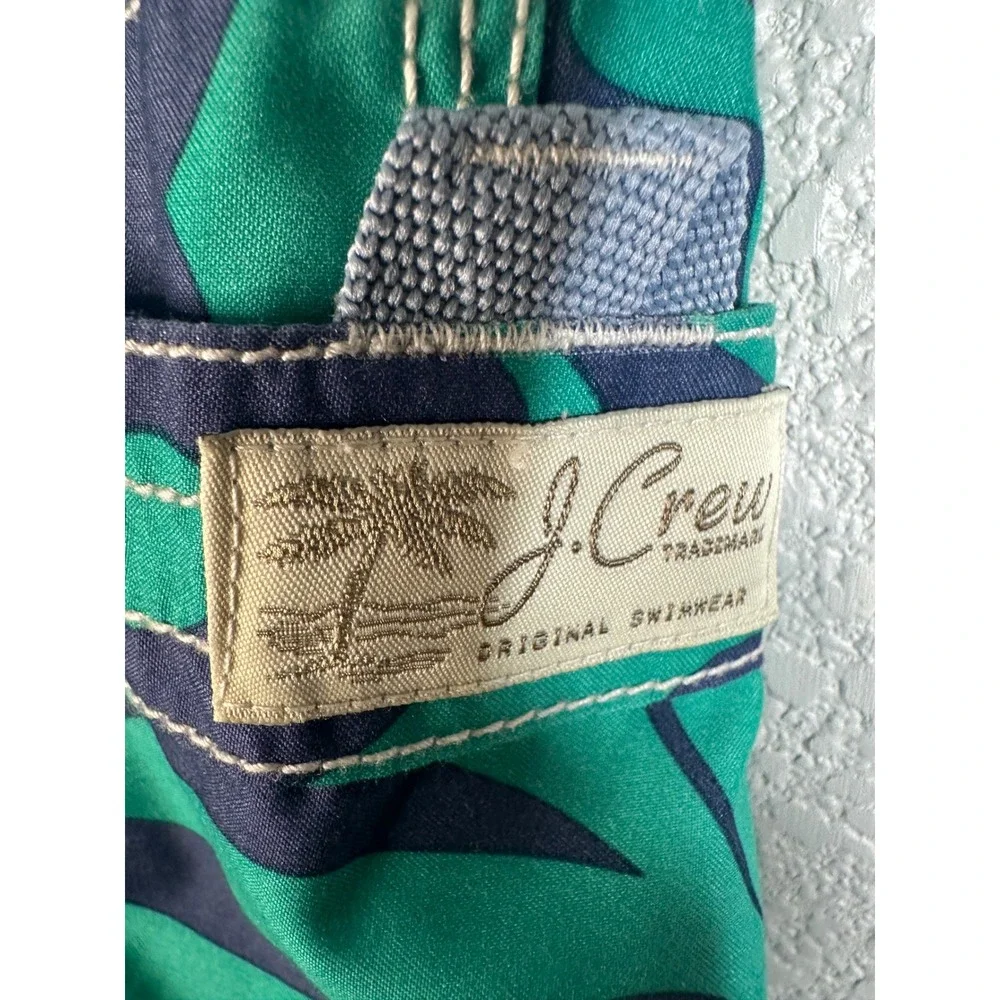 J. Crew closure classic pocket
